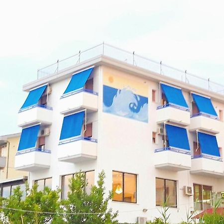 Hotel Mare Blu -- Boutique Pineto Bagian luar foto