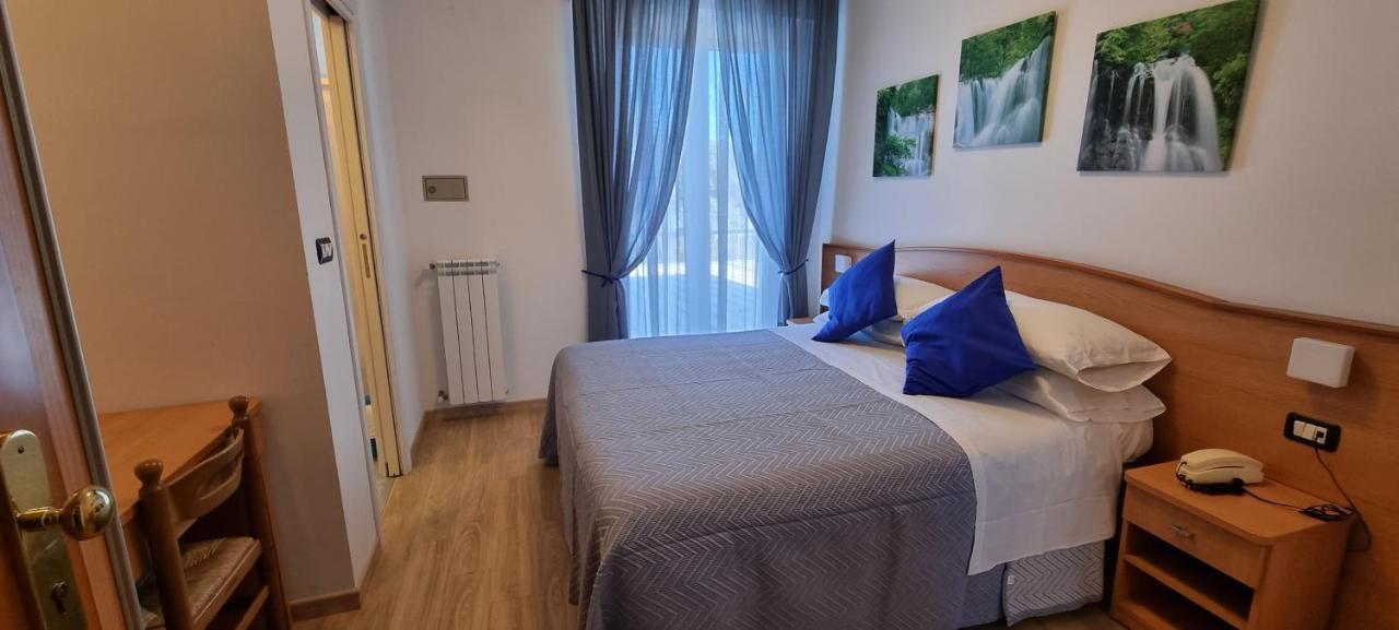 Hotel Mare Blu -- Boutique Pineto Bagian luar foto