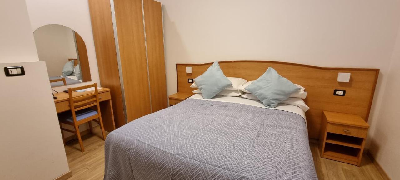 Hotel Mare Blu -- Boutique Pineto Bagian luar foto