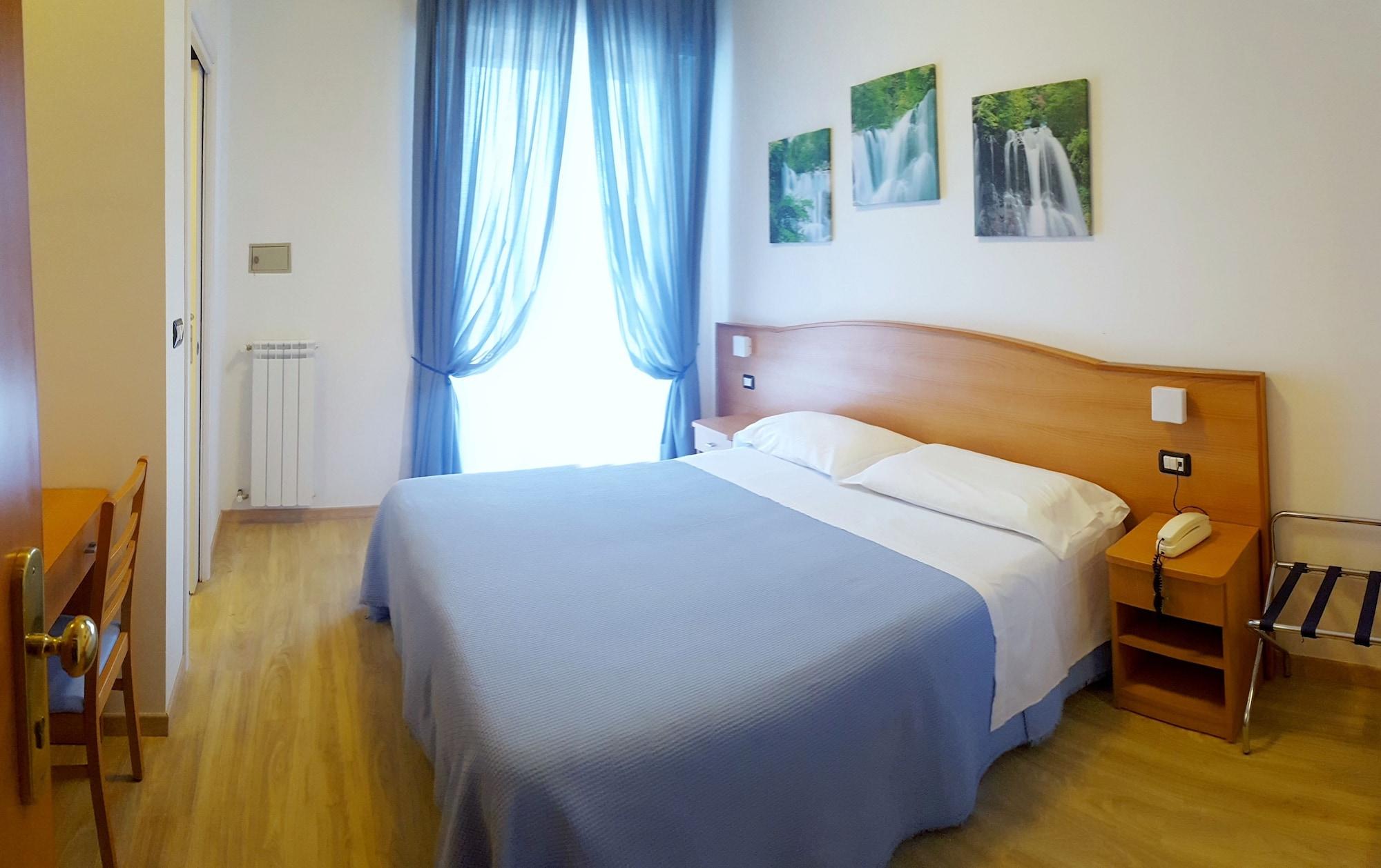 Hotel Mare Blu -- Boutique Pineto Bagian luar foto