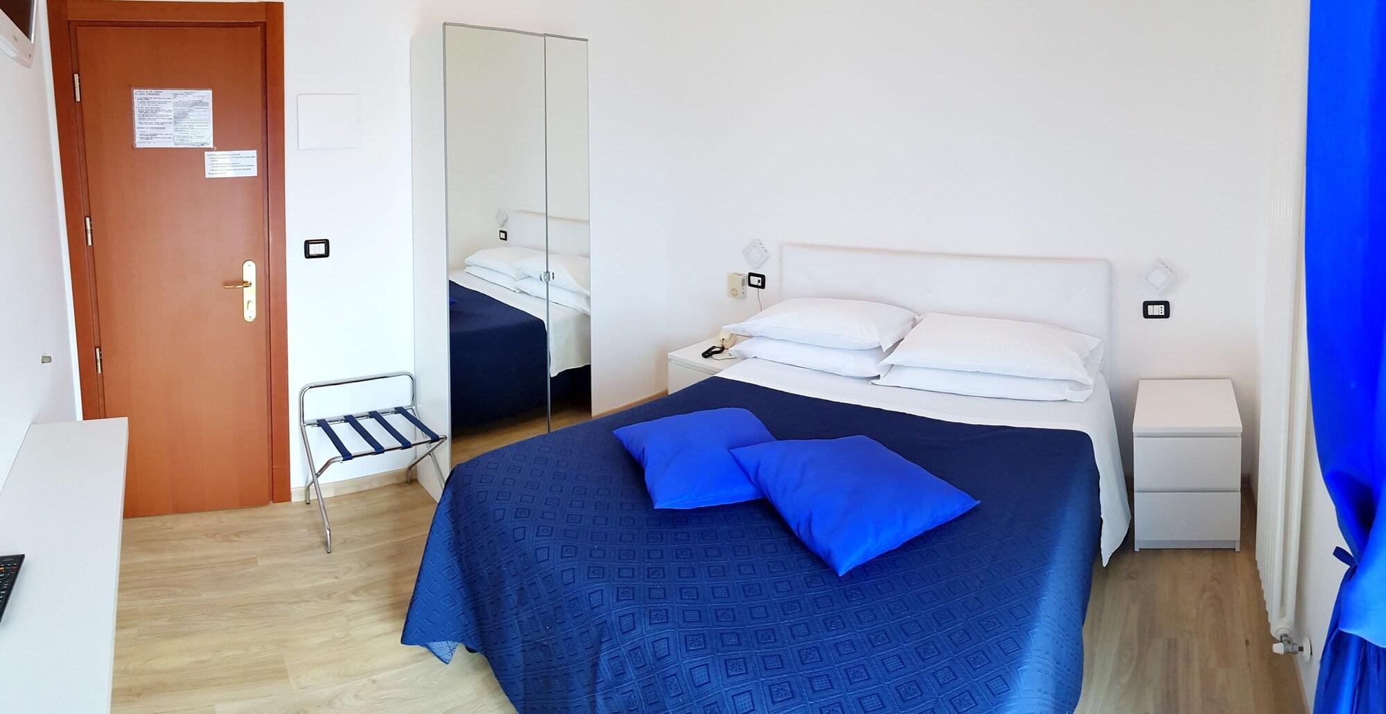 Hotel Mare Blu -- Boutique Pineto Bagian luar foto