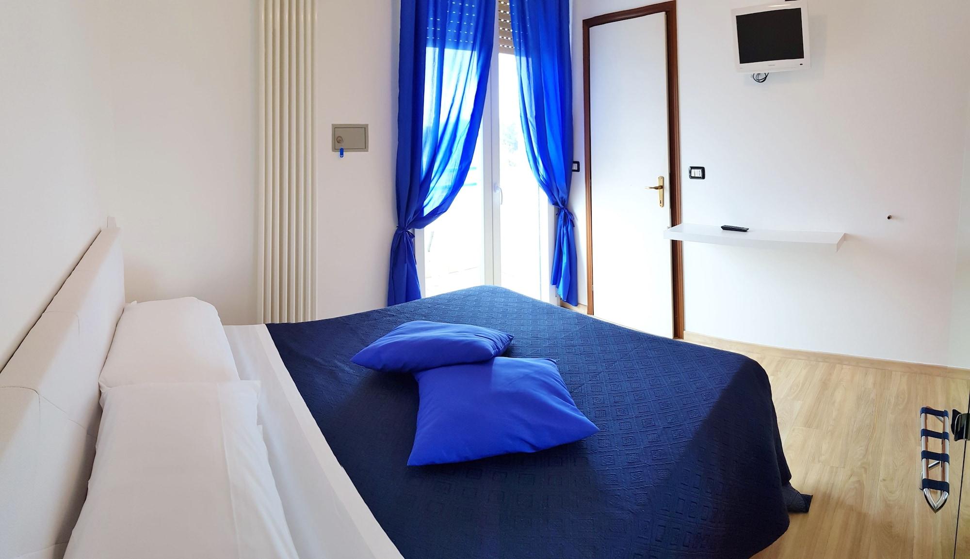 Hotel Mare Blu -- Boutique Pineto Bagian luar foto