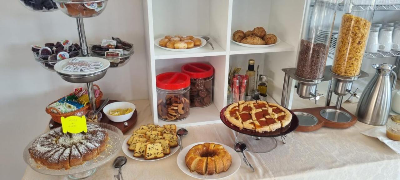 Hotel Mare Blu -- Boutique Pineto Bagian luar foto