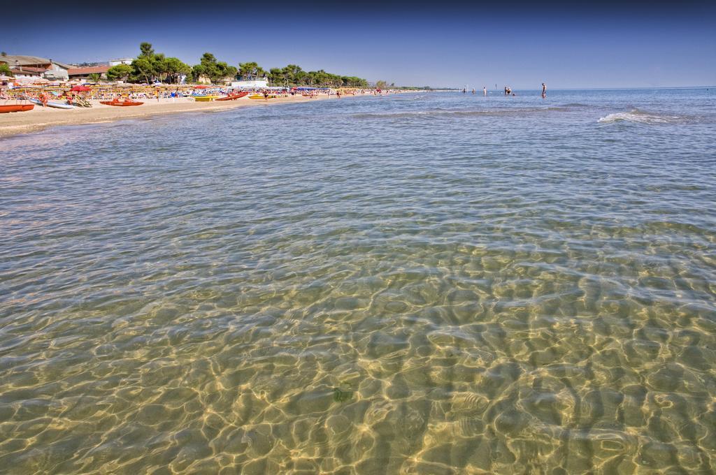 Hotel Mare Blu -- Boutique Pineto Bagian luar foto