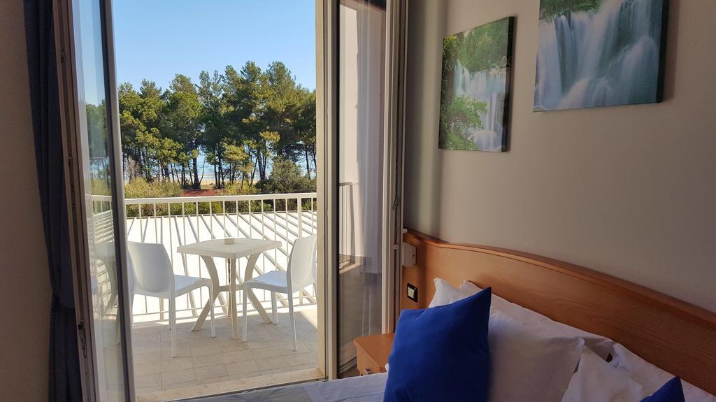 Hotel Mare Blu -- Boutique Pineto Bagian luar foto
