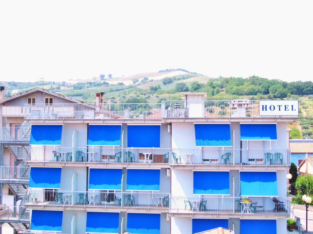 Hotel Mare Blu -- Boutique Pineto Bagian luar foto